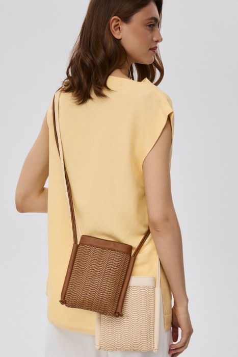 Товар с артикулом 813406003 вид сзади