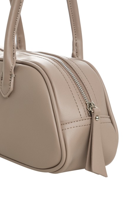 сумка из искусственной кожи из россии вид сбоку