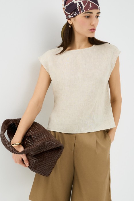 сумка из искусственной кожи от бренда снежная королева вид слева