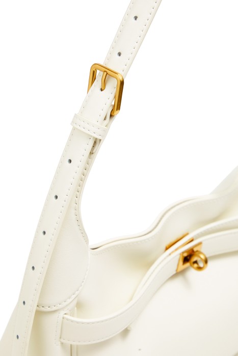 сумка из натуральной кожи из россии вид сбоку