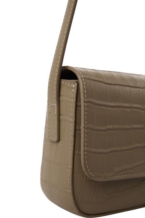 сумка из натуральной кожи по цене 6040 руб вид справа