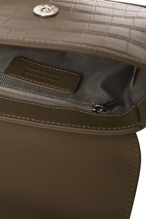 сумка из натуральной кожи из россии вид сбоку