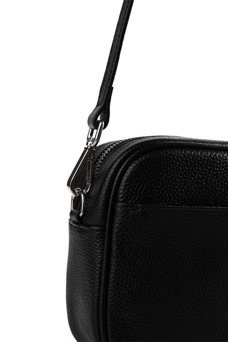 сумка из натуральной кожи по цене 5030 руб вид справа