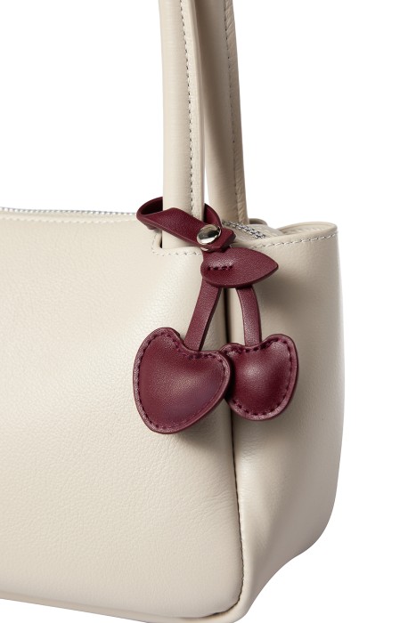 сумка из натуральной кожи по цене 7720 руб вид справа