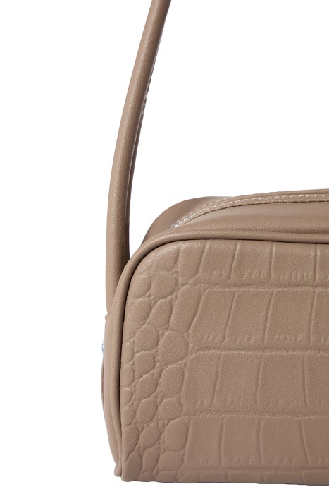 сумка из натуральной кожи по цене 6040 руб вид справа