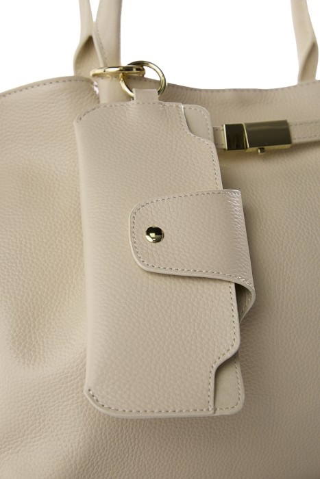 сумка из натуральной кожи по цене 11410 руб вид справа