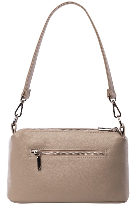 сумка из натуральной кожи от бренда снежная королева вид слева