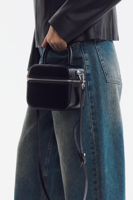 Товар с артикулом 812411003 вид сзади