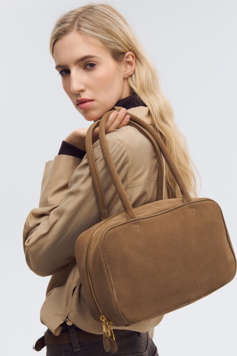 сумка из натуральной замши из россии вид сбоку