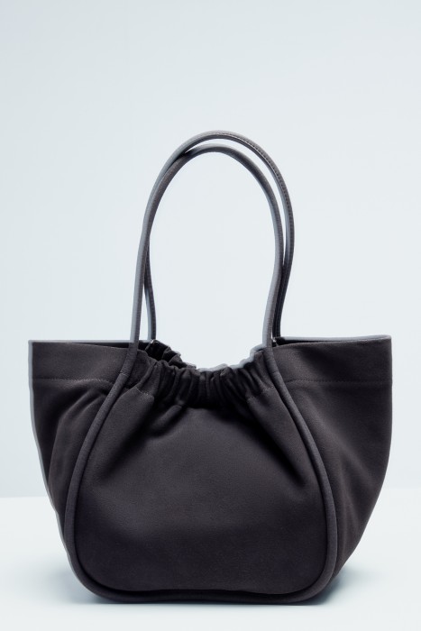 сумка из натуральной замши от бренда снежная королева вид слева