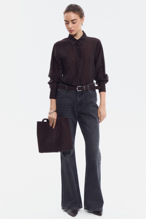 сумка из натуральной замши от бренда снежная королева вид слева