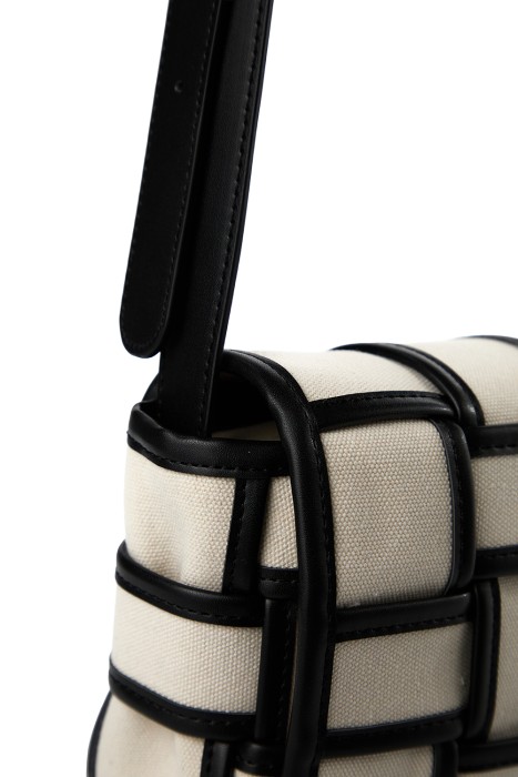 сумка из текстиля по цене 4020 руб вид справа