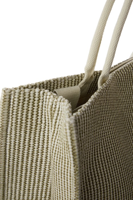 Товар с артикулом 813479003 вид сзади