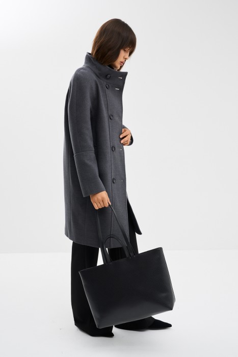 сумка шоппер из искусственной кожи от бренда снежная королева вид слева