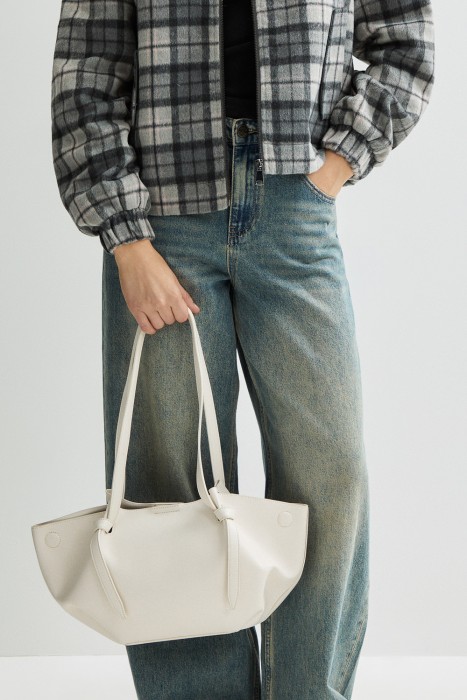 сумка-трансформер из искусственной кожи от бренда снежная королева вид слева