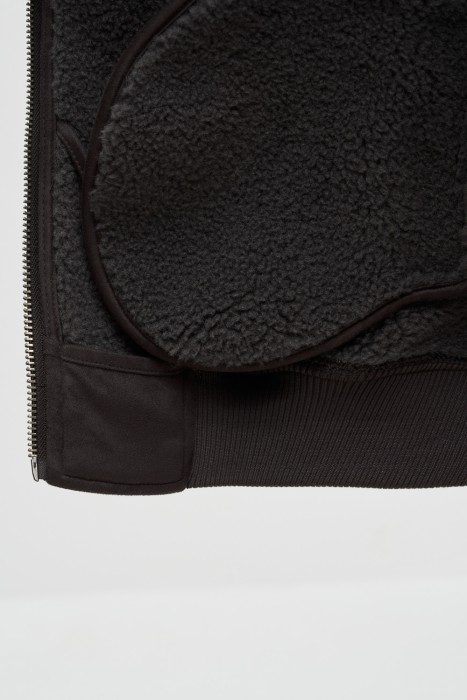 текстильный бомбер из россии вид сбоку