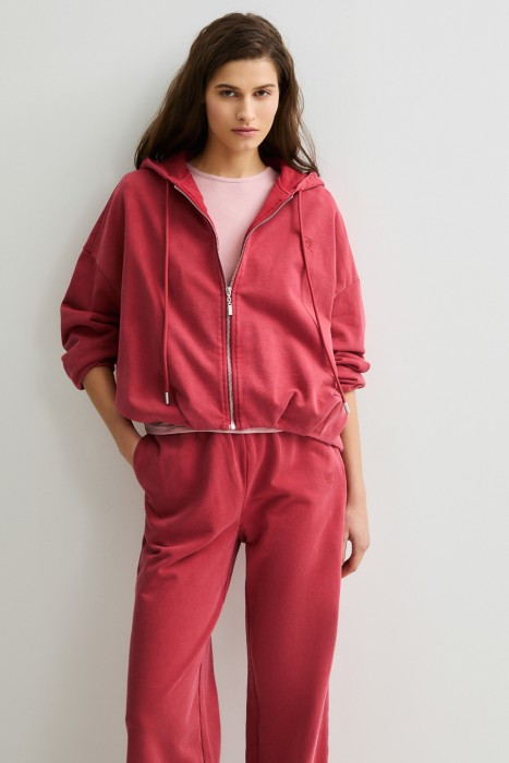 толстовка на молнии от бренда снежная королева вид слева