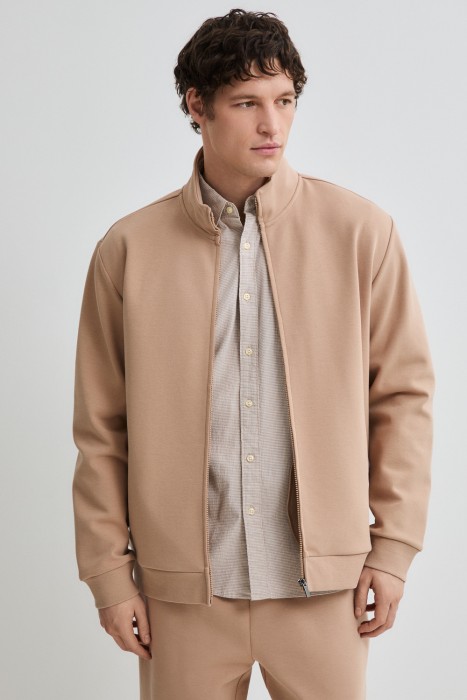 толстовка на молнии от бренда снежная королева вид слева