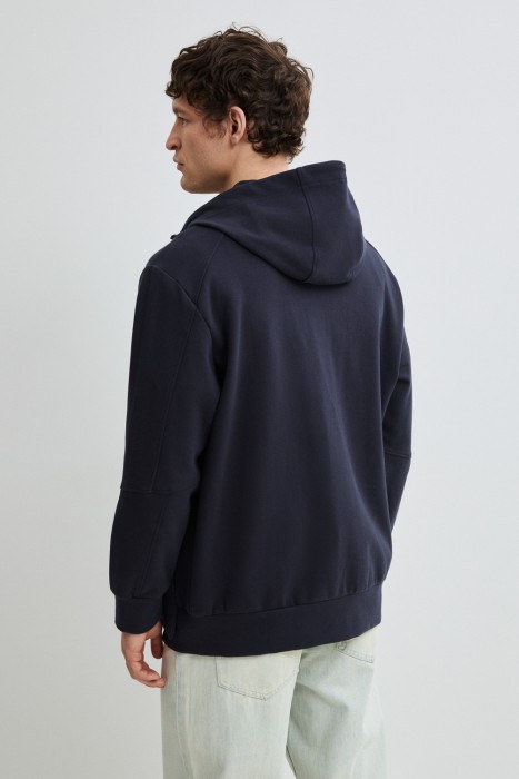 толстовка на молнии по цене 2440 руб вид справа