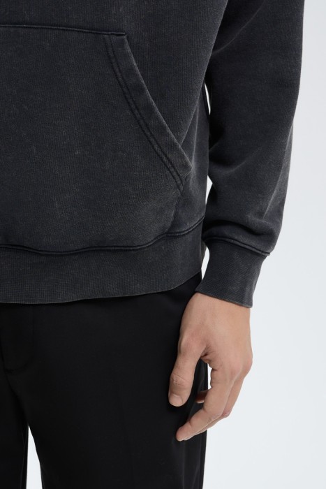 толстовка с капюшоном из россии вид сбоку