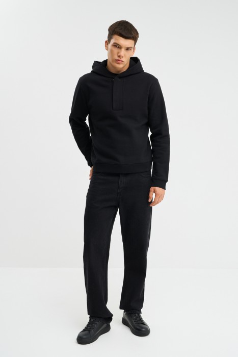 толстовка с капюшоном от бренда снежная королева вид слева