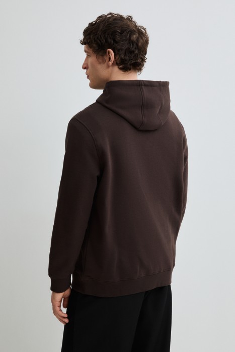 толстовка с капюшоном по цене 2030 руб вид справа