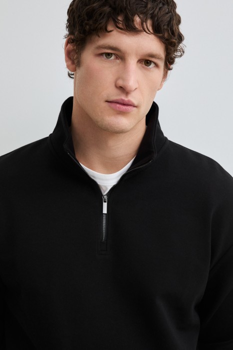 толстовка с молнией из россии вид сбоку