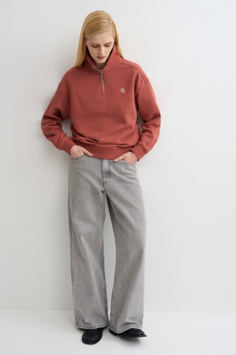 толстовка с молнией из россии вид сбоку