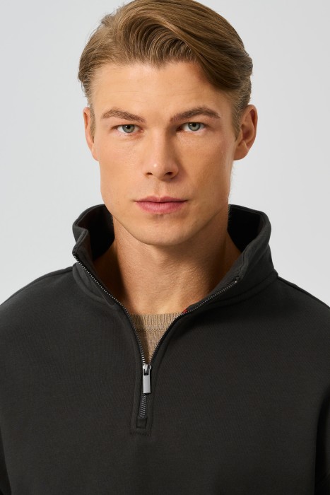 толстовка с молнией из россии вид сбоку