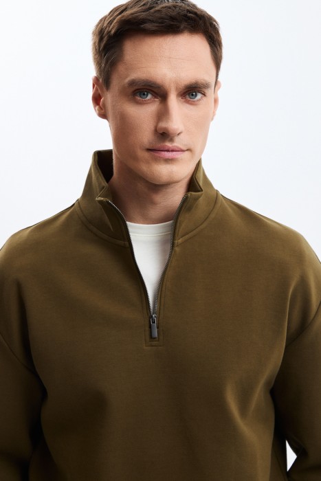 толстовка с молнией из россии вид сбоку