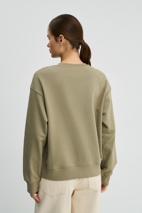 толстовка с надписью по цене 1620 руб вид справа