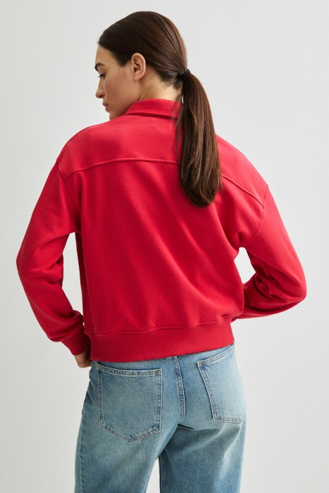 толстовка с вышивкой по цене 1980 руб вид справа