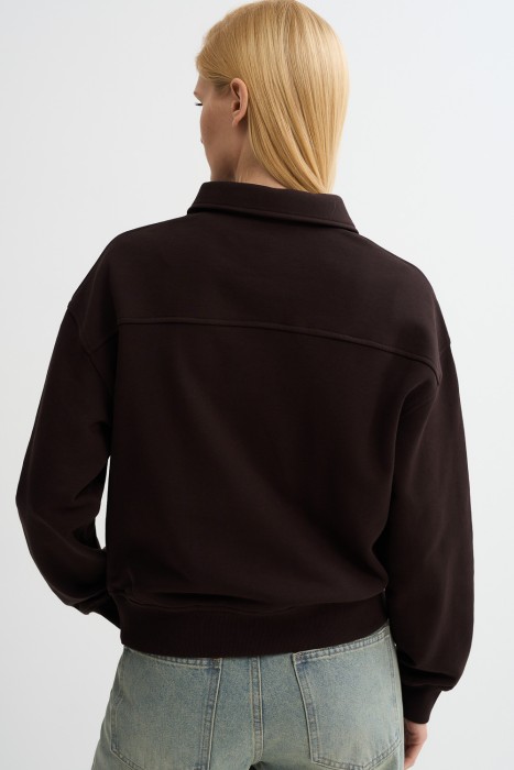 толстовка с вышивкой по цене 1980 руб вид справа