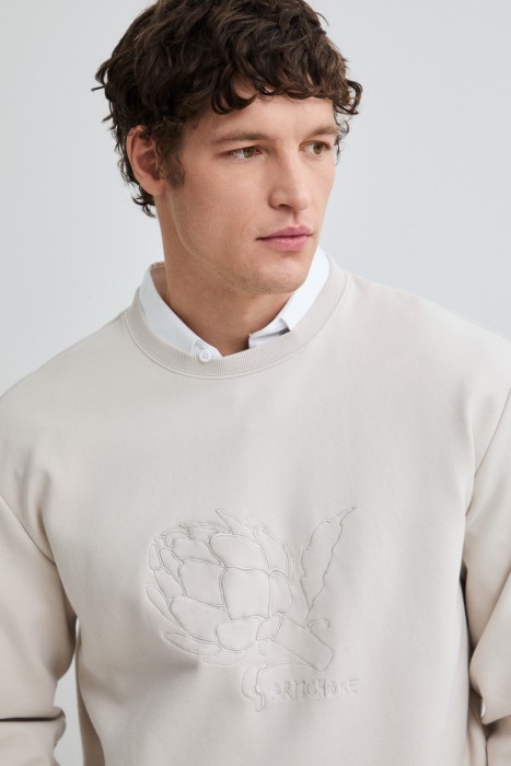 толстовка с вышивкой из россии вид сбоку