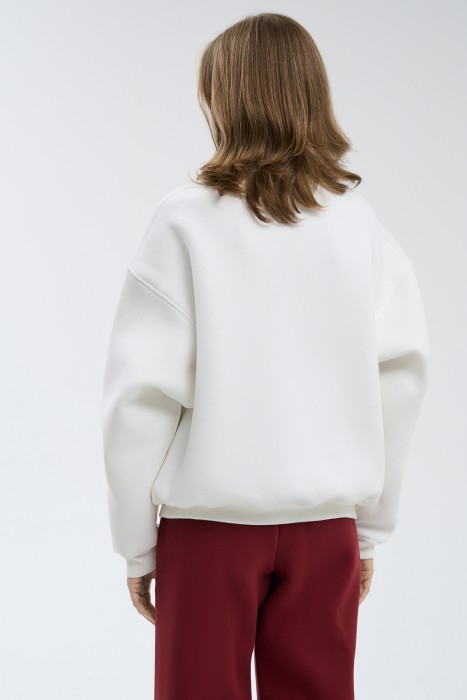 толстовка по цене 1860 руб вид справа