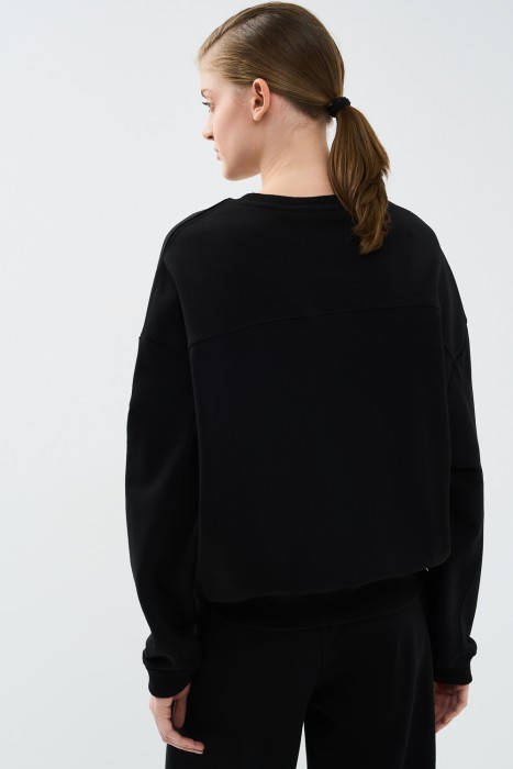 толстовка по цене 1580 руб вид справа