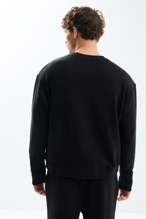 толстовка по цене 1310 руб вид справа