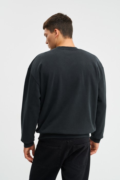 толстовка по цене 1040 руб вид справа