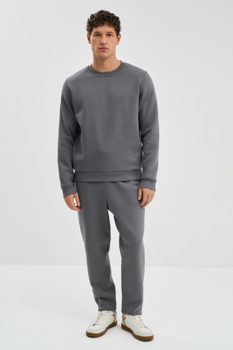 толстовка от бренда снежная королева вид слева