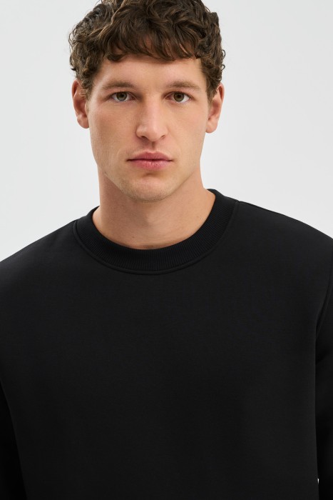 толстовка из россии вид сбоку