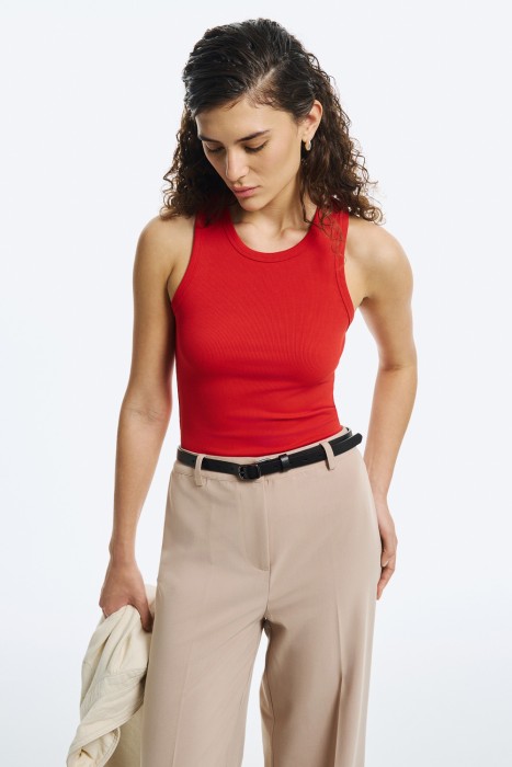 топ-майка от бренда снежная королева вид слева