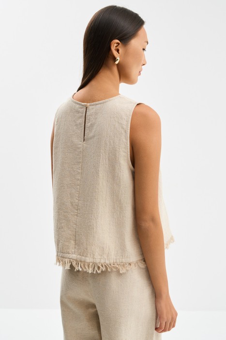 топ с бахромой по цене 1390 руб вид справа