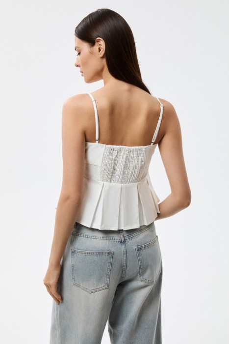 топ с баской по цене 2720 руб вид справа