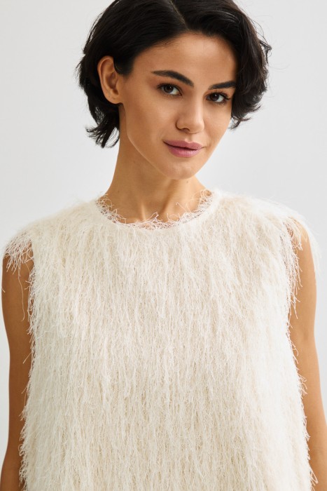 топ с длинным ворсом из россии вид сбоку