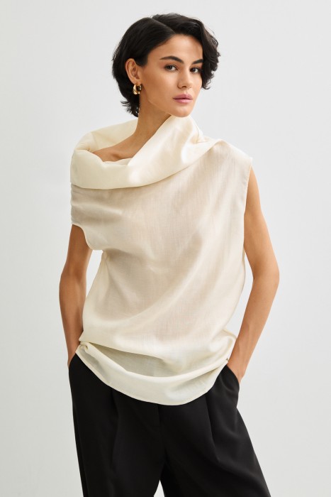 топ с объемным воротом 803254003 фотография