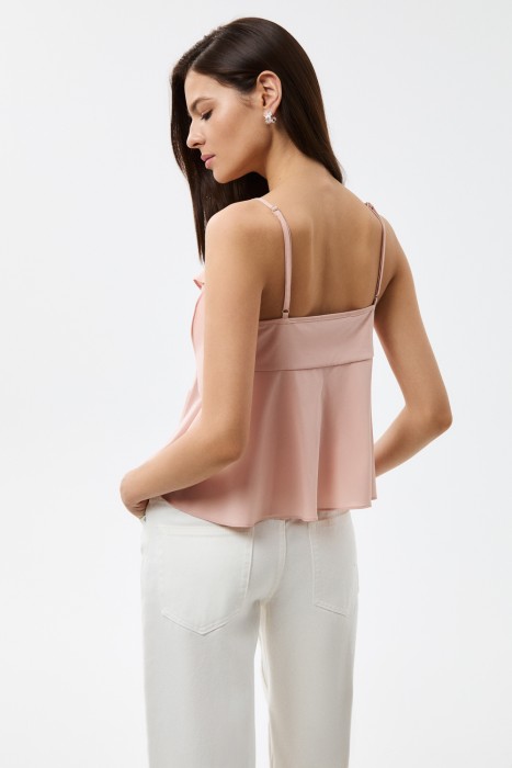 топ с рюшами по цене 2540 руб вид справа