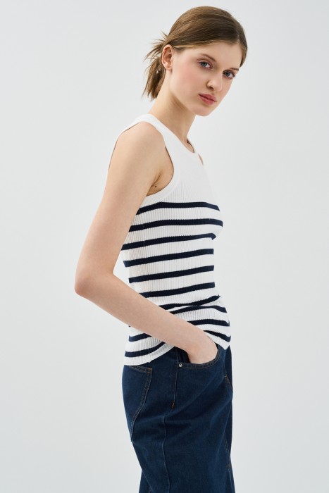 Товар с артикулом 763503003 вид сзади