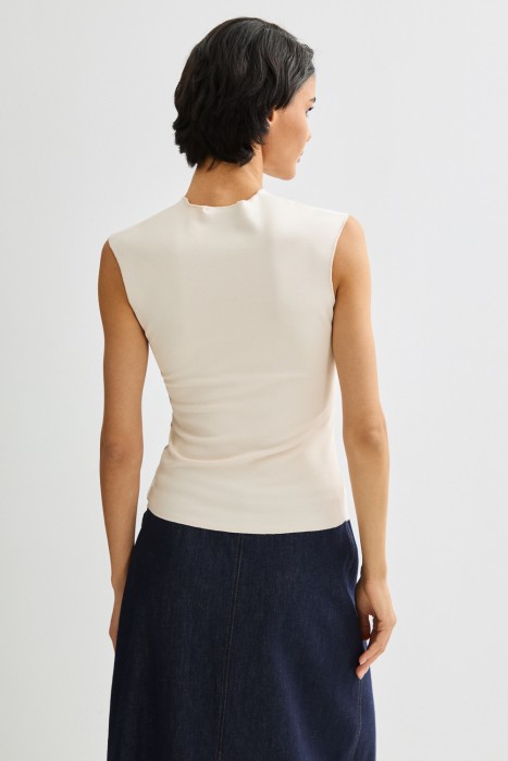 топ по цене 1560 руб вид справа