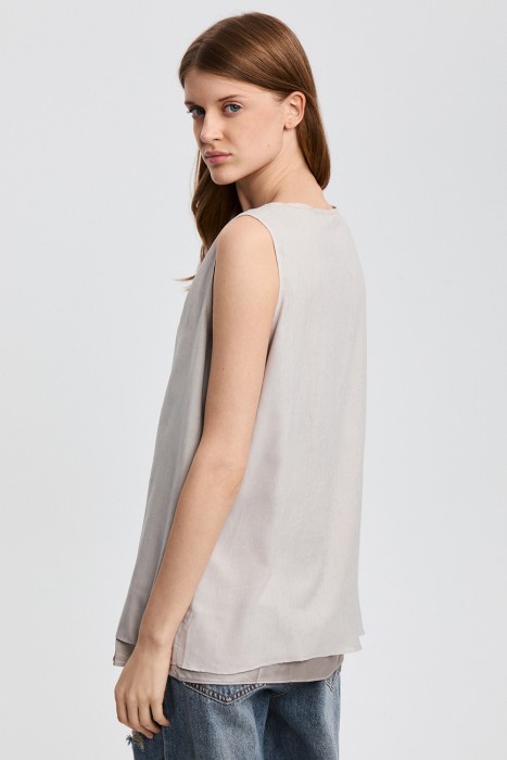 топ по цене 1900 руб вид справа