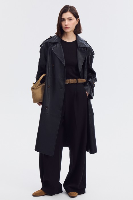 тренч из натуральной кожи от бренда снежная королева вид слева